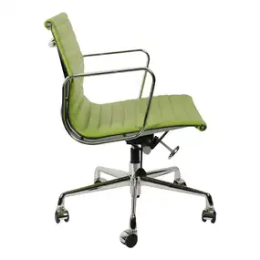 Эргономичное кресло Eames Ribbed Office Chair EA 117, салатовая кожа